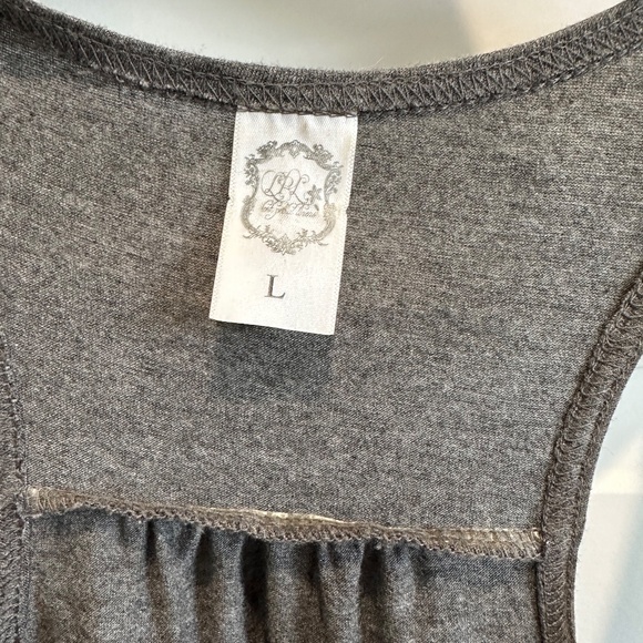 Lost Petal Linens Christmas tank top large - Picture 2 of 3